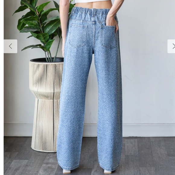 Oli and Hali “ Dolly ” Oli & Hali RHINESTONE EMBELLISHED DENIM JEANS 39 - Picture 6 of 9